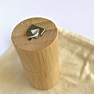 100% Biodegradable Dental Floss With Refillable Bamboo Case